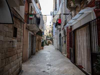 ...e successivamente a destra su strada Filioli